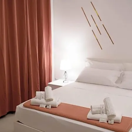 Mario&elena House فندق